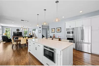 2733 N Elm Lane, Arlington Heights, IL 60004 - Photo 13