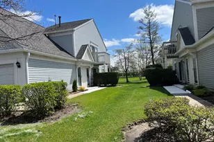 1299 Longacre Ln, Wheeling, IL 60090 - Photo 1