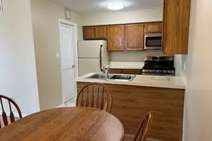 1299 Longacre Ln, Wheeling, IL 60090 - Photo 7