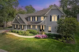 622 Innsbruck Ct, Libertyville, IL 60048 - Photo 3
