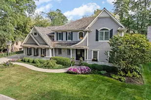 622 Innsbruck Ct, Libertyville, IL 60048 - Photo 1