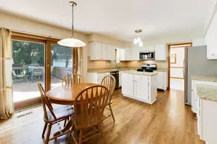 1572 Marquette Ave, Naperville, IL 60565 - Photo 15
