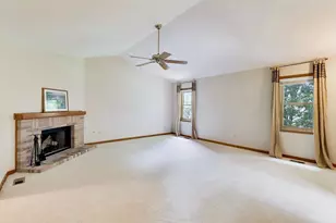 1572 Marquette Ave, Naperville, IL 60565 - Photo 27
