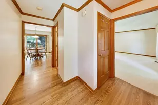 1572 Marquette Ave, Naperville, IL 60565 - Photo 5