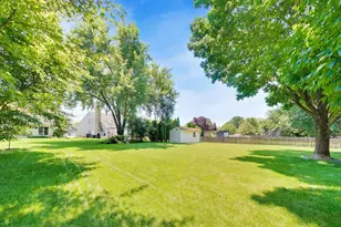 1572 Marquette Ave, Naperville, IL 60565 - Photo 55