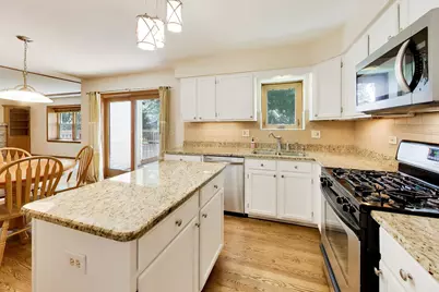 1572 Marquette Avenue, Naperville, IL 60565 - Photo 17