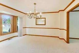 1572 Marquette Ave, Naperville, IL 60565 - Photo 13
