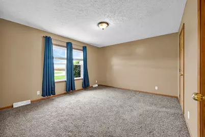 108 W Ririe Place, Flanagan, IL 61740 - Photo 15