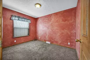108 W Ririe Pl, Flanagan, IL 61740 - Photo 21
