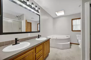 108 W Ririe Pl, Flanagan, IL 61740 - Photo 17