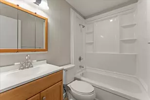 1615 S Mattis Ave, Champaign, IL 61821 - Photo 13