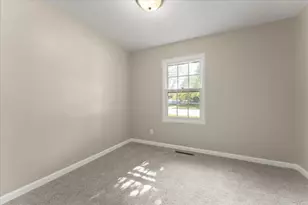 1615 S Mattis Ave, Champaign, IL 61821 - Photo 15