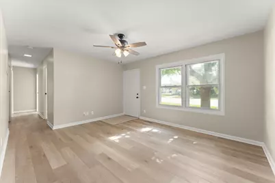 1615 S Mattis Avenue, Champaign, IL 61821 - Photo 7
