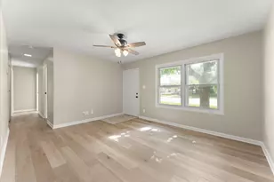 1615 S Mattis Ave, Champaign, IL 61821 - Photo 7