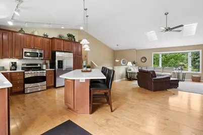 805 Amber Lane, Lake Villa, IL 60046 - Photo 5