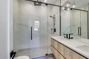 5428 N Winthrop Ave, Chicago, IL 60640 - Photo 15