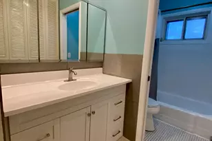 6359 N Ridge Ave, Chicago, IL 60660 - Photo 17