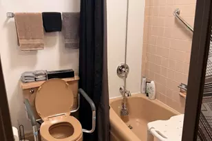 4170 N Marine Dr, Chicago, IL 60613 - Photo 11