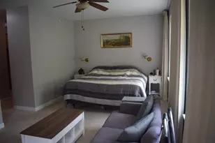 977 Harris Rd, Grayslake, IL 60030 - Photo 9