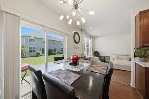 220 Owen St, Matteson, IL 60443 - Photo 7