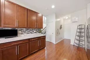 220 Owen St, Matteson, IL 60443 - Photo 11