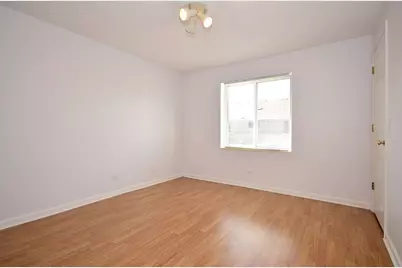 5351 N East River Road #203, Chicago, IL 60656 - Photo 17