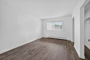 703 Fullerton Ave, Glendale Heights, IL 60139 - Photo 13