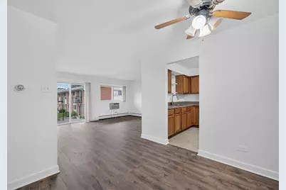 703 Fullerton Avenue #207, Glendale Heights, IL 60139 - Photo 3