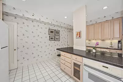 3920 N Lake Shore Drive #3S, Chicago, IL 60613 - Photo 21