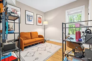 3001 N Sawyer Ave, Chicago, IL 60618 - Photo 15