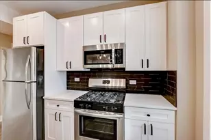 3001 N Sawyer Ave, Chicago, IL 60618 - Photo 3