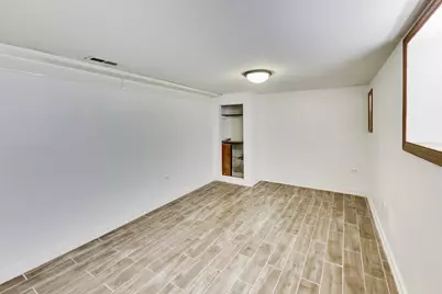 5414 N Menard Avenue, Chicago, IL 60630 - Photo 35