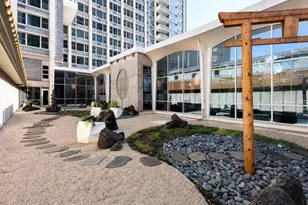 4250 N Marine Dr, Chicago, IL 60613 - Photo 31