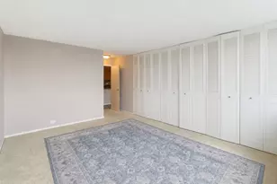 4250 N Marine Dr, Chicago, IL 60613 - Photo 21