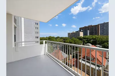 4250 N Marine Drive #716, Chicago, IL 60613 - Photo 27