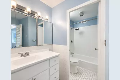 4250 N Marine Drive #716, Chicago, IL 60613 - Photo 23