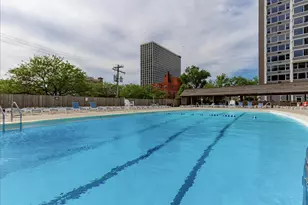 4250 N Marine Dr, Chicago, IL 60613 - Photo 43