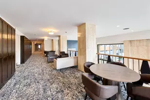 4250 N Marine Dr, Chicago, IL 60613 - Photo 33