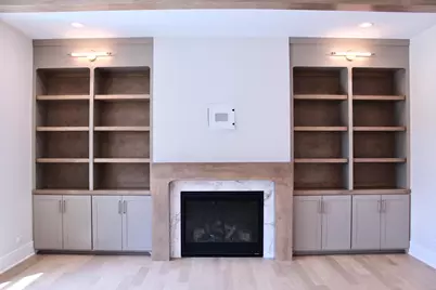 120 N Walnut Street, Elmhurst, IL 60126 - Photo 9