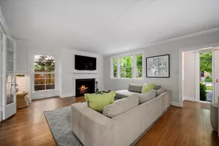 2237 Greenwood Ave, Wilmette, IL 60091 - Photo 3