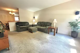 14545 Avers Ave, Midlothian, IL 60445 - Photo 3