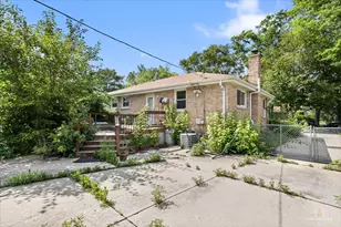 215 E Bryn Mawr Ave, Roselle, IL 60172 - Photo 19