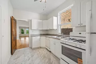 2244 W Argyle St, Chicago, IL 60625 - Photo 13
