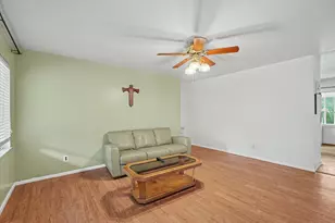 2601 Sheridan Dr, Champaign, IL 61821 - Photo 9