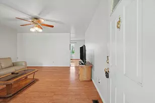 2601 Sheridan Dr, Champaign, IL 61821 - Photo 7