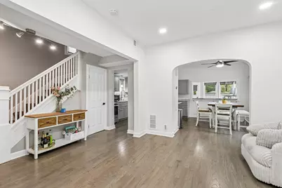1040 Dunlop Avenue, Forest Park, IL 60130 - Photo 5