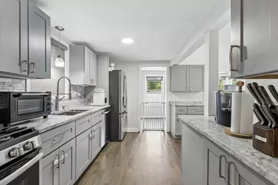1040 Dunlop Avenue, Forest Park, IL 60130 - Photo 13
