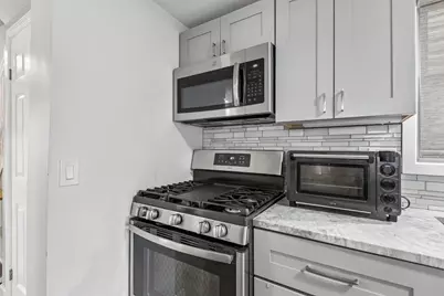 1040 Dunlop Avenue, Forest Park, IL 60130 - Photo 11