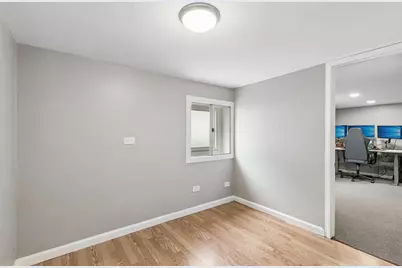 1040 Dunlop Avenue, Forest Park, IL 60130 - Photo 29