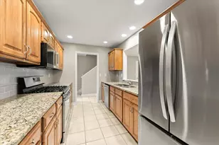 3903 Balmoral Dr, Champaign, IL 61822 - Photo 11